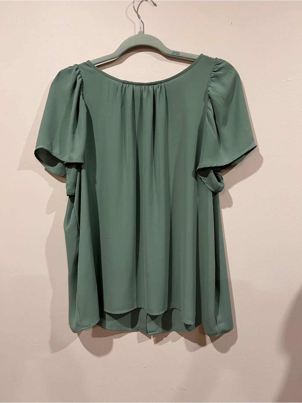 Ann Taylor Women's Sage Green Flutter Sleeve Blouse